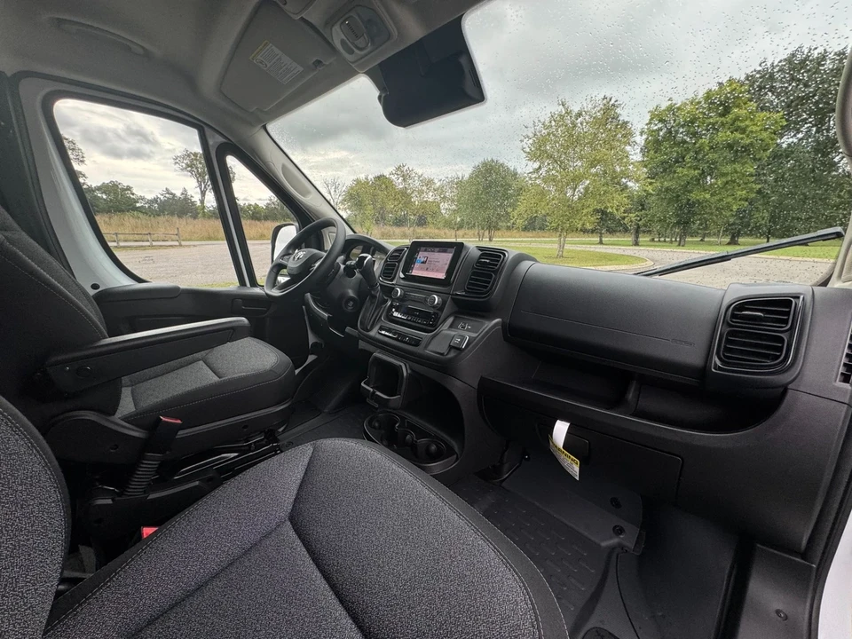 2025 Ram ProMaster - Image 19 of 21