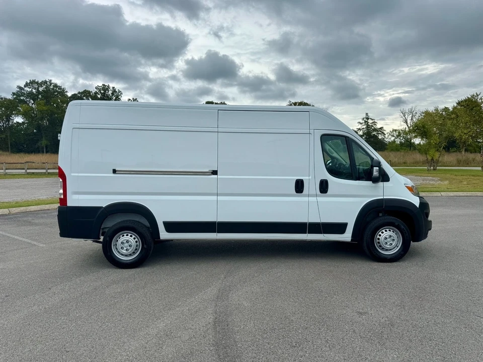 2025 Ram ProMaster - Image 8 of 21