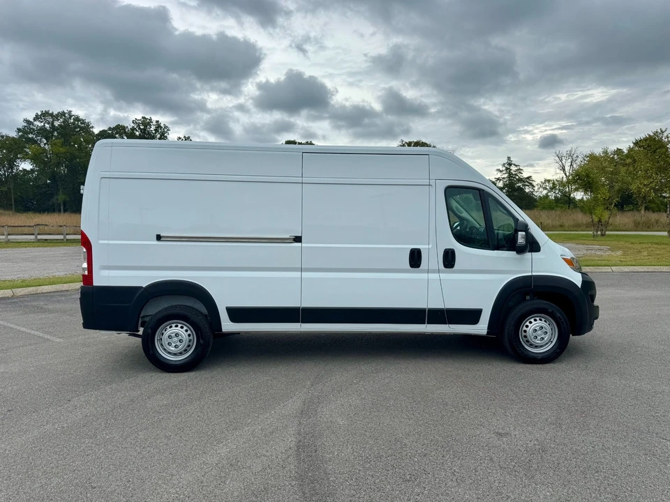 2025 Ram ProMaster - Image 8 of 21