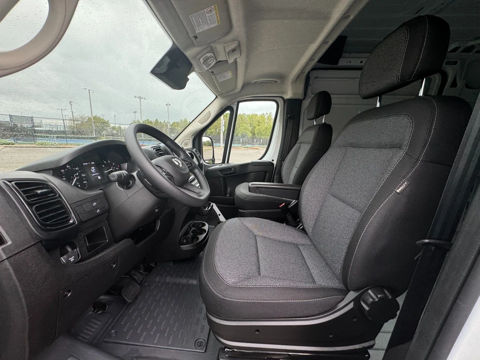 2025 Ram ProMaster - Image 11 of 21