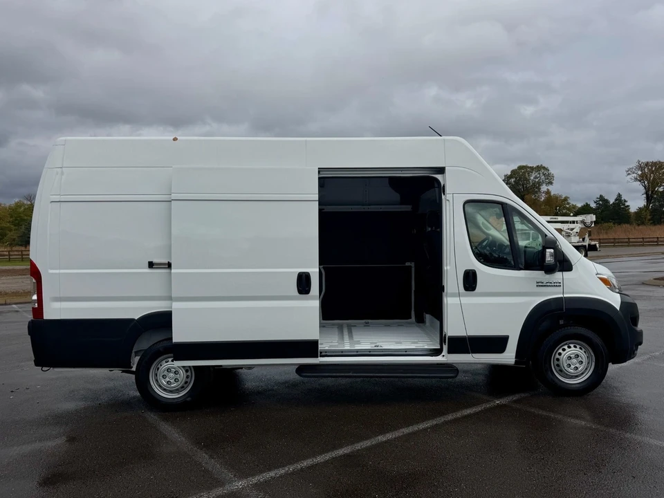 2025 Ram ProMaster - Image 9 of 12