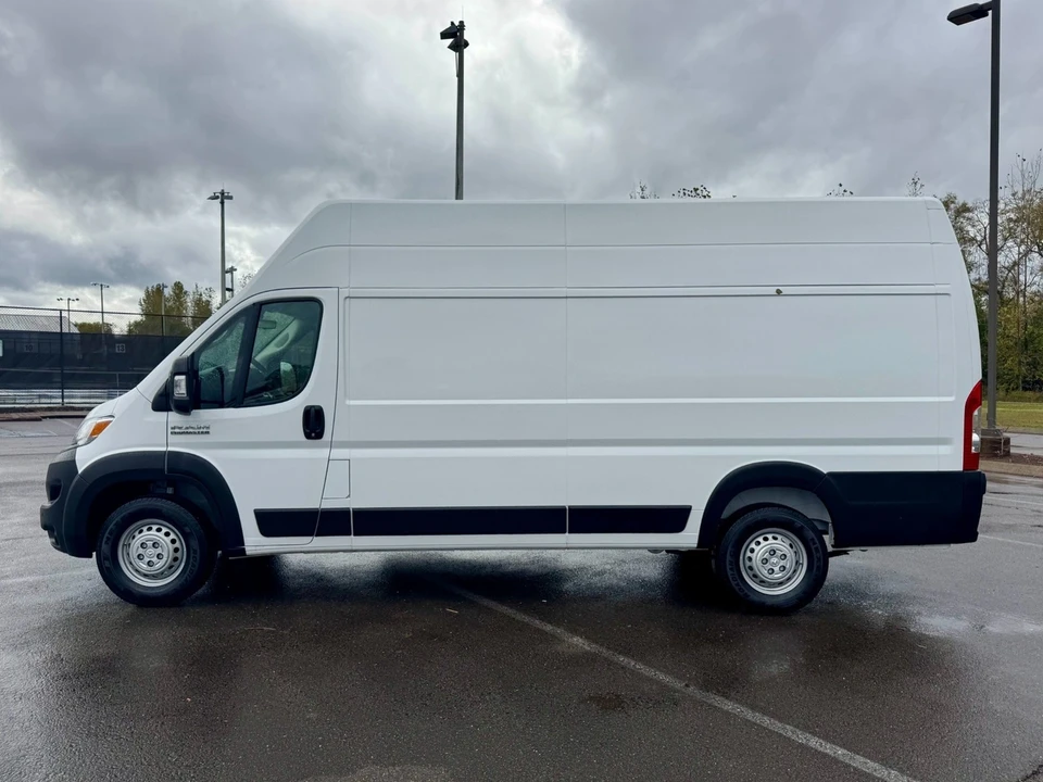 2025 Ram ProMaster - Image 8 of 12