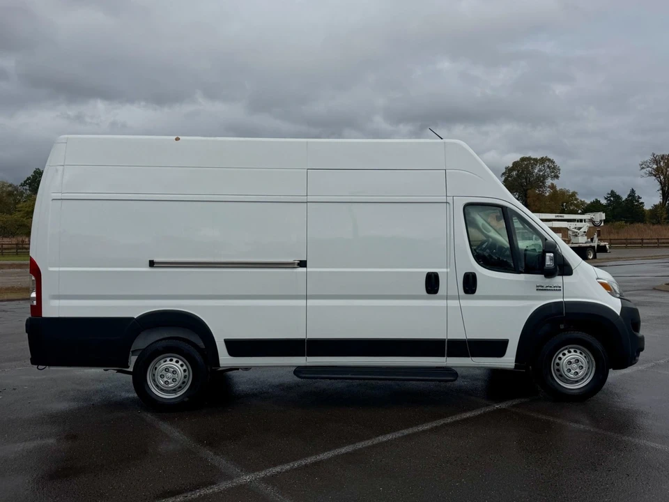 2025 Ram ProMaster - Image 10 of 12