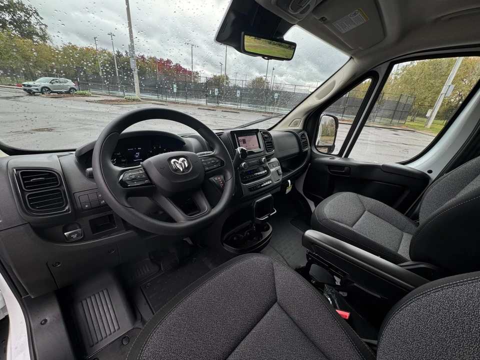 2025 Ram ProMaster - Image 12 of 21