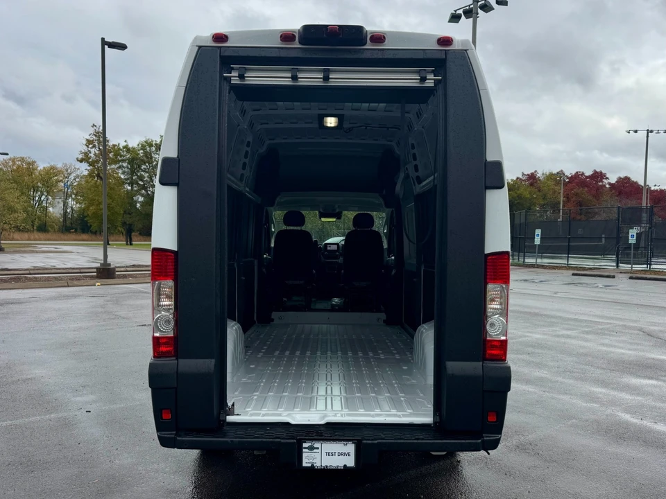 2025 Ram ProMaster - Image 7 of 21