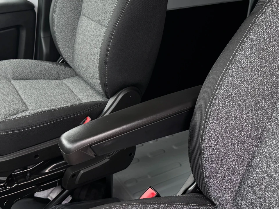 2025 Ram ProMaster - Image 14 of 21