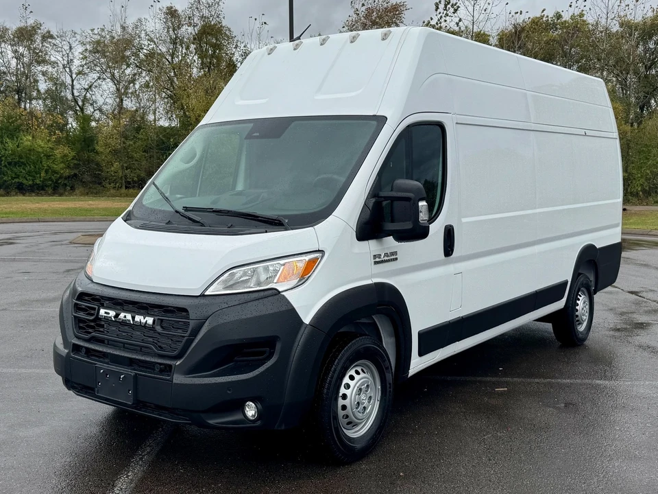 2025 Ram ProMaster - Image 2 of 21