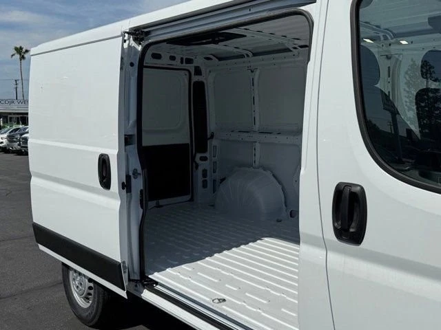 2025 Ram ProMaster - Image 12 of 12