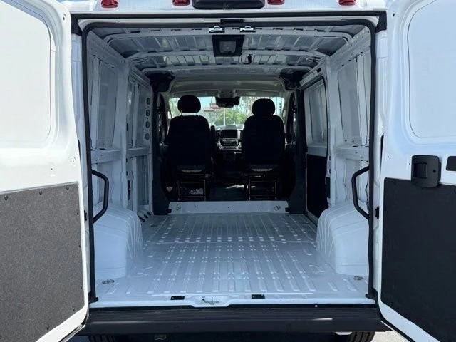 2025 Ram ProMaster - Image 11 of 12