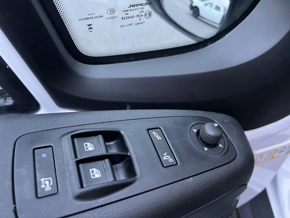 2025 Ram ProMaster - Image 11 of 21