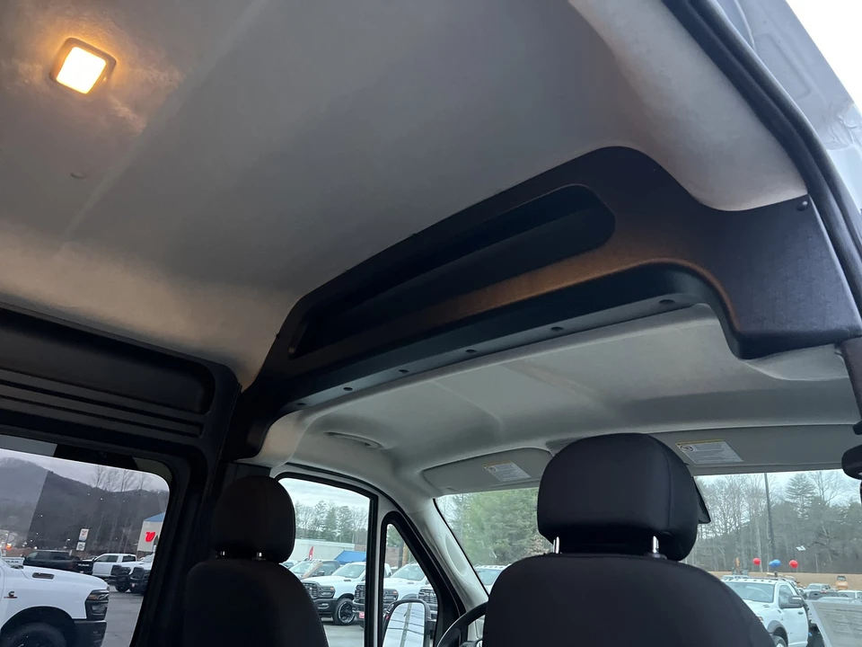 2025 Ram ProMaster - Image 10 of 21