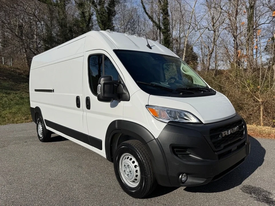 2025 Ram ProMaster - Image 5 of 12