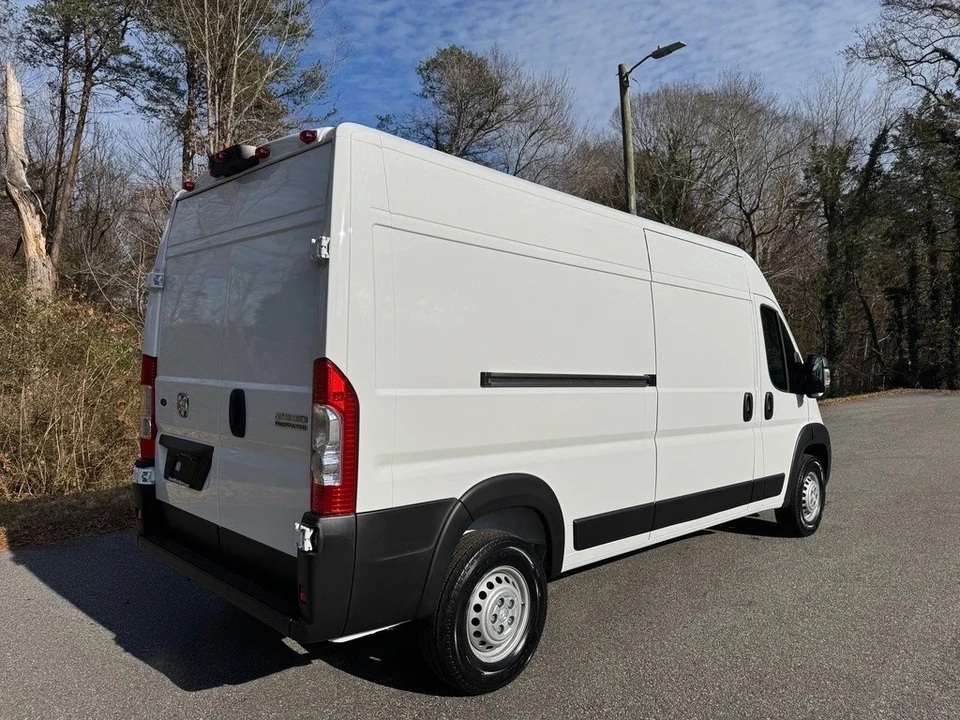 2025 Ram ProMaster - Image 8 of 12