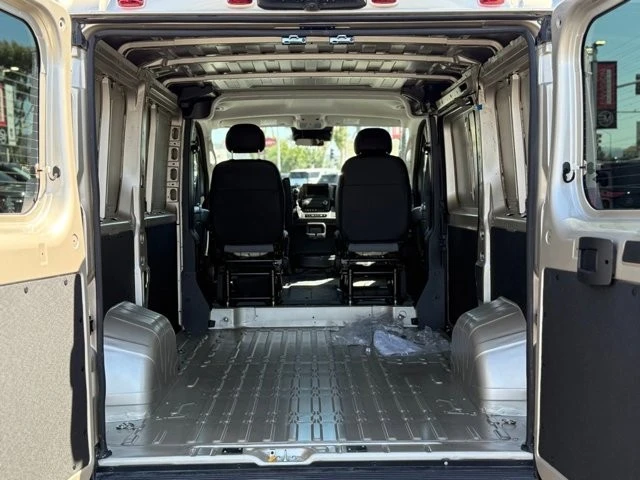 2025 Ram ProMaster - Image 11 of 12