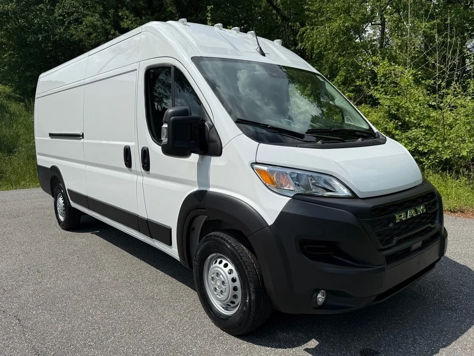 2025 Ram ProMaster - Image 5 of 21