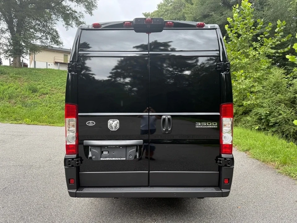2025 Ram ProMaster - Image 9 of 12