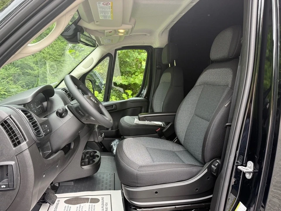 2025 Ram ProMaster - Image 12 of 12