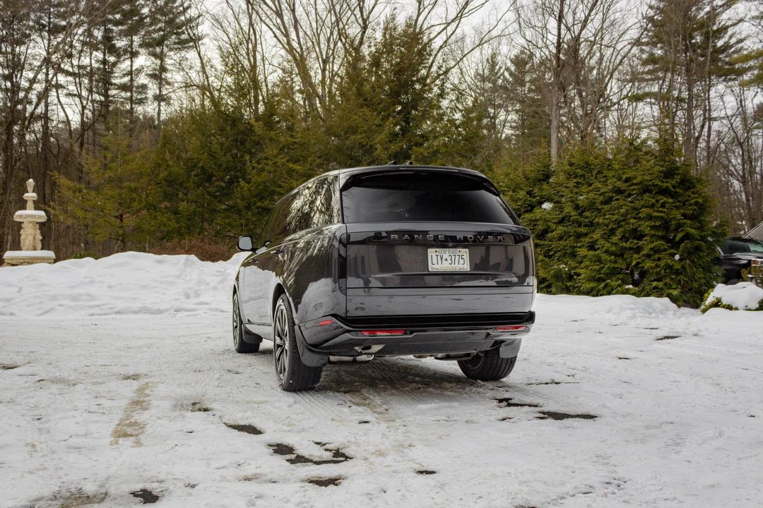 2025 Land Rover Range Rover L460 - Image 21 of 31