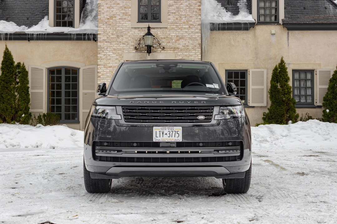 2025 Land Rover Range Rover L460 - Image 10 of 31