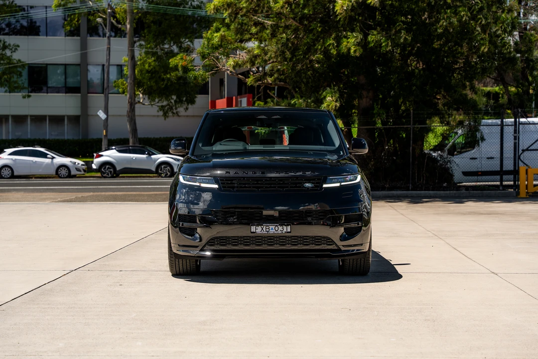 2025 Land Rover Range Rover Sport L461 - Image 2 of 31