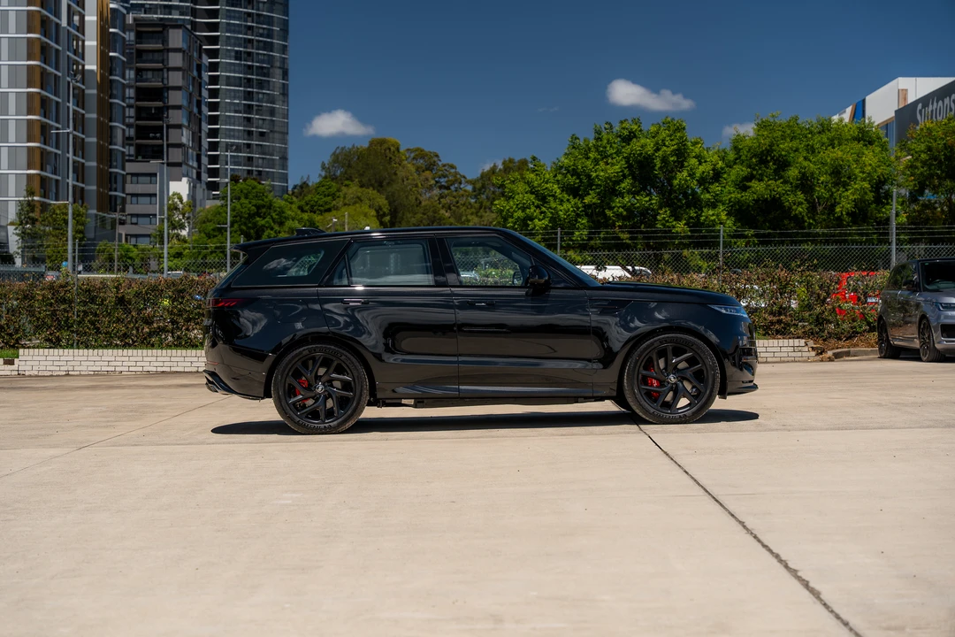 2025 Land Rover Range Rover Sport L461 - Image 8 of 31