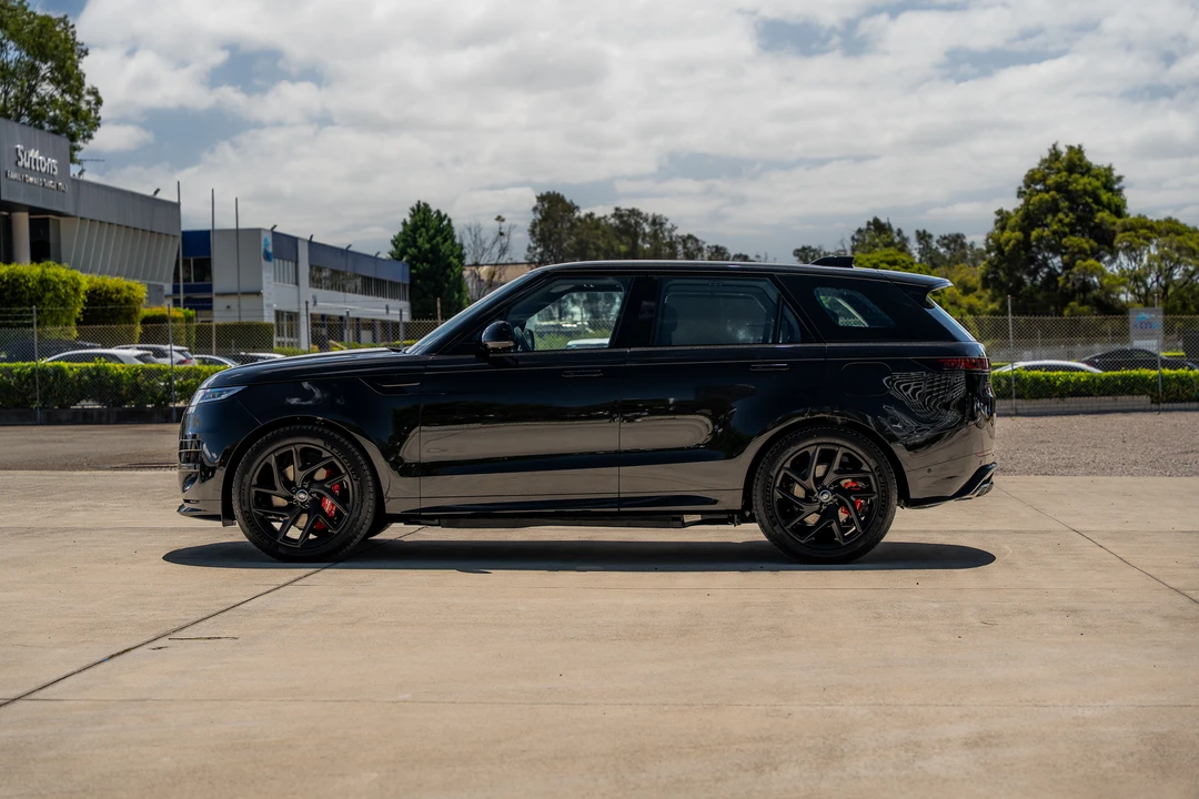 2025 Land Rover Range Rover Sport L461 - Image 4 of 31