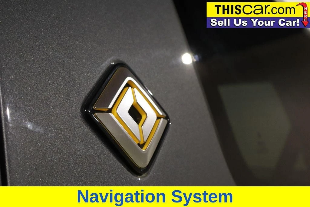 2025 Rivian R1S - Image 14 of 21
