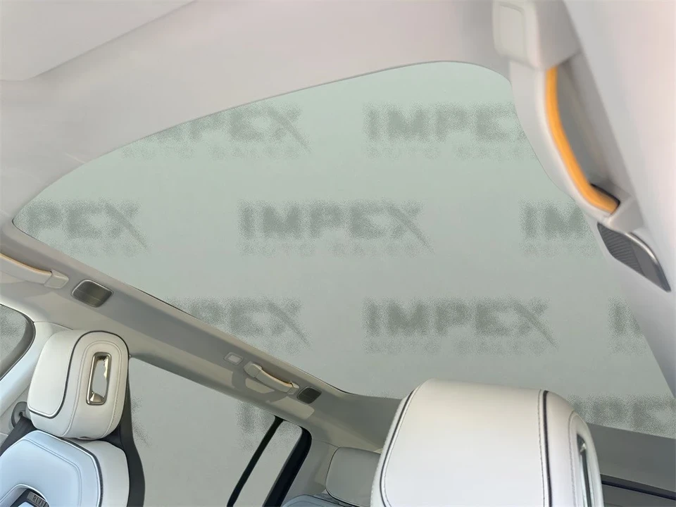 2025 Rivian R1S - Image 11 of 12