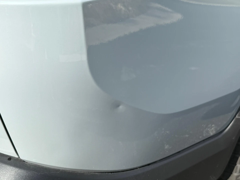 2025 Rivian R1T - Image 29 of 31