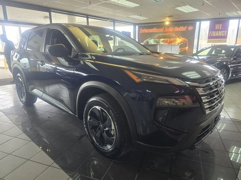 2025 Nissan Rogue - Image 3 of 4