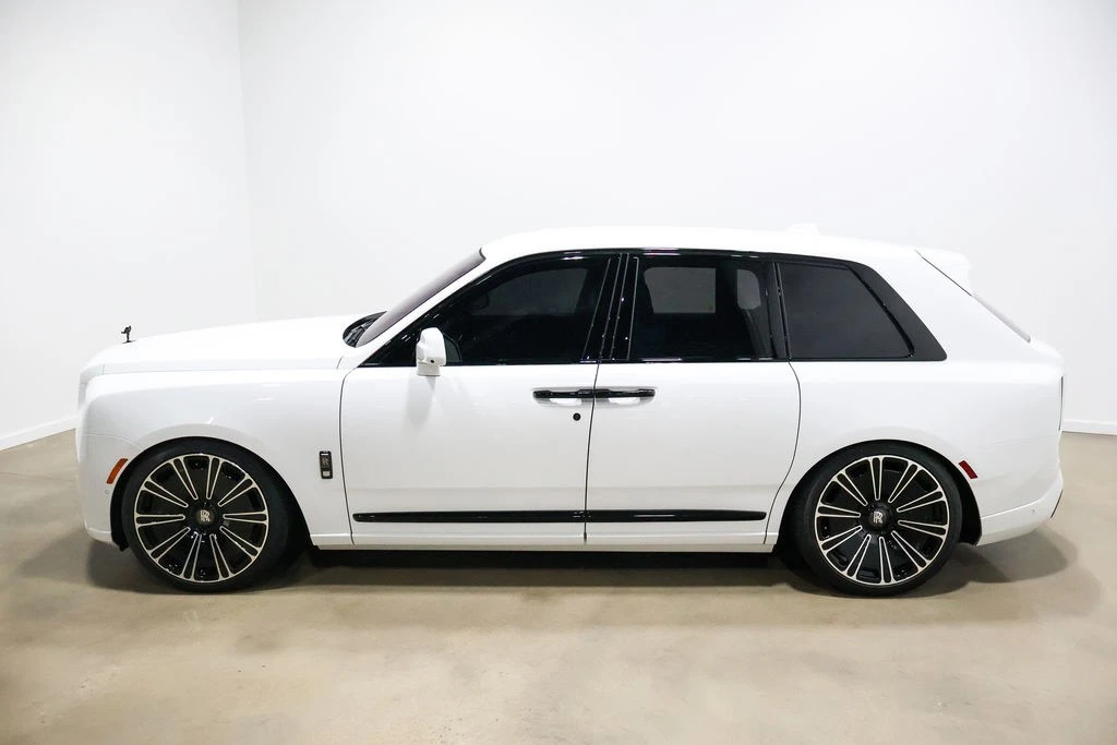 2025 Rolls-Royce Cullinan Black Badge - Image 17 of 24