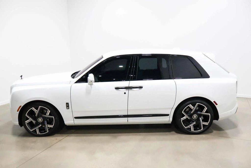 2025 Rolls-Royce Cullinan Black Badge - Image 18 of 24