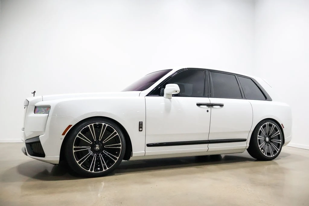 2025 Rolls-Royce Cullinan Black Badge - Image 11 of 24