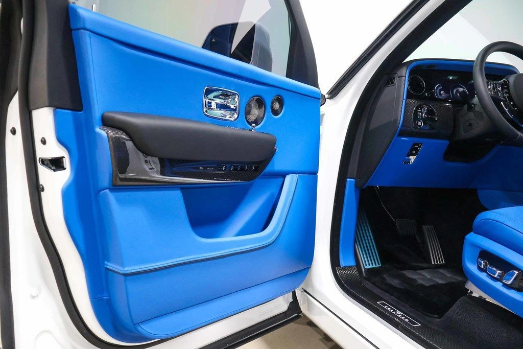 2025 Rolls-Royce Cullinan Black Badge - Image 18 of 24
