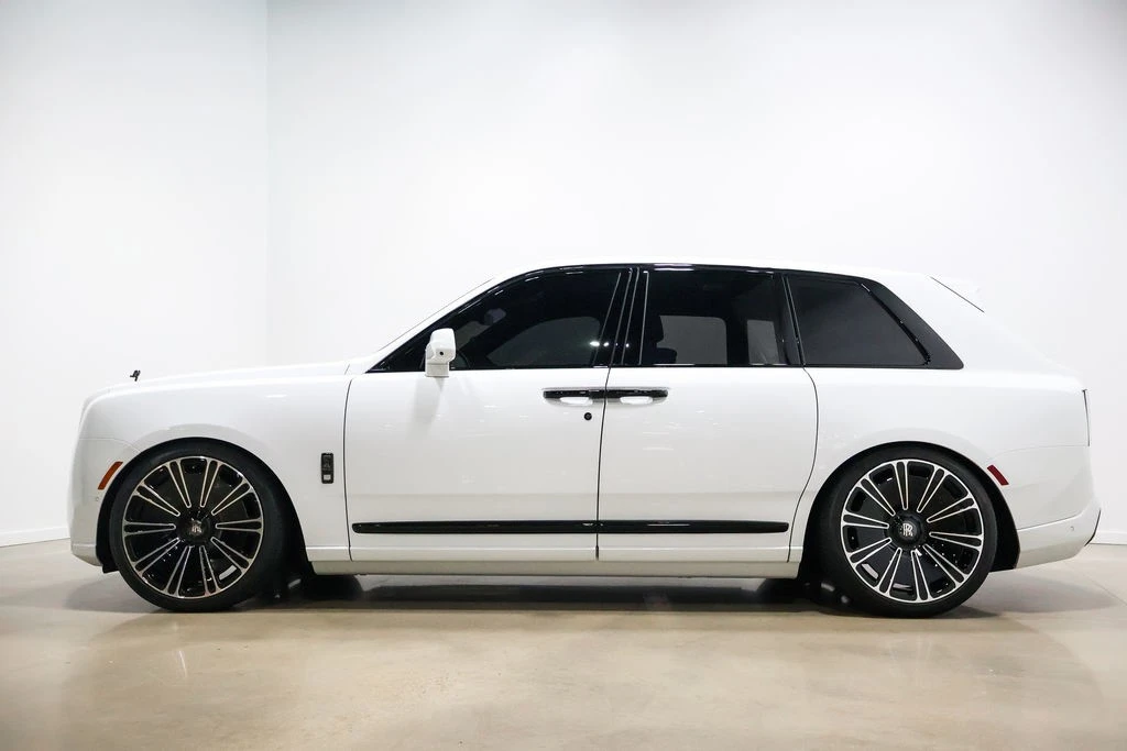 2025 Rolls-Royce Cullinan Black Badge - Image 15 of 24