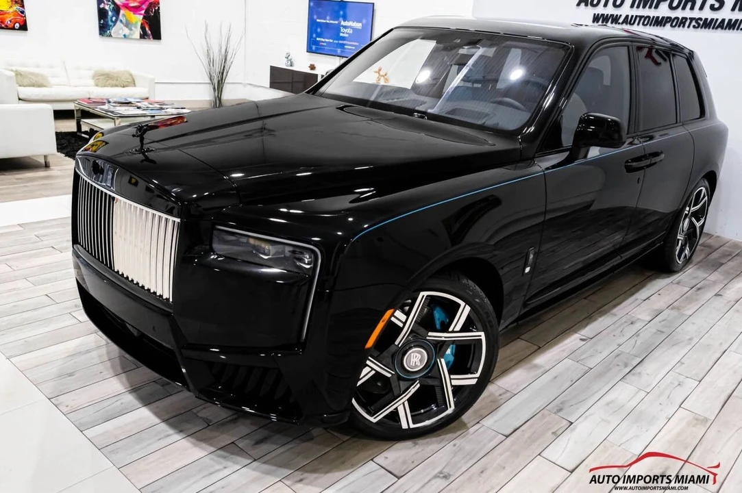 2025 Rolls-Royce Cullinan Black Badge - Image 5 of 12