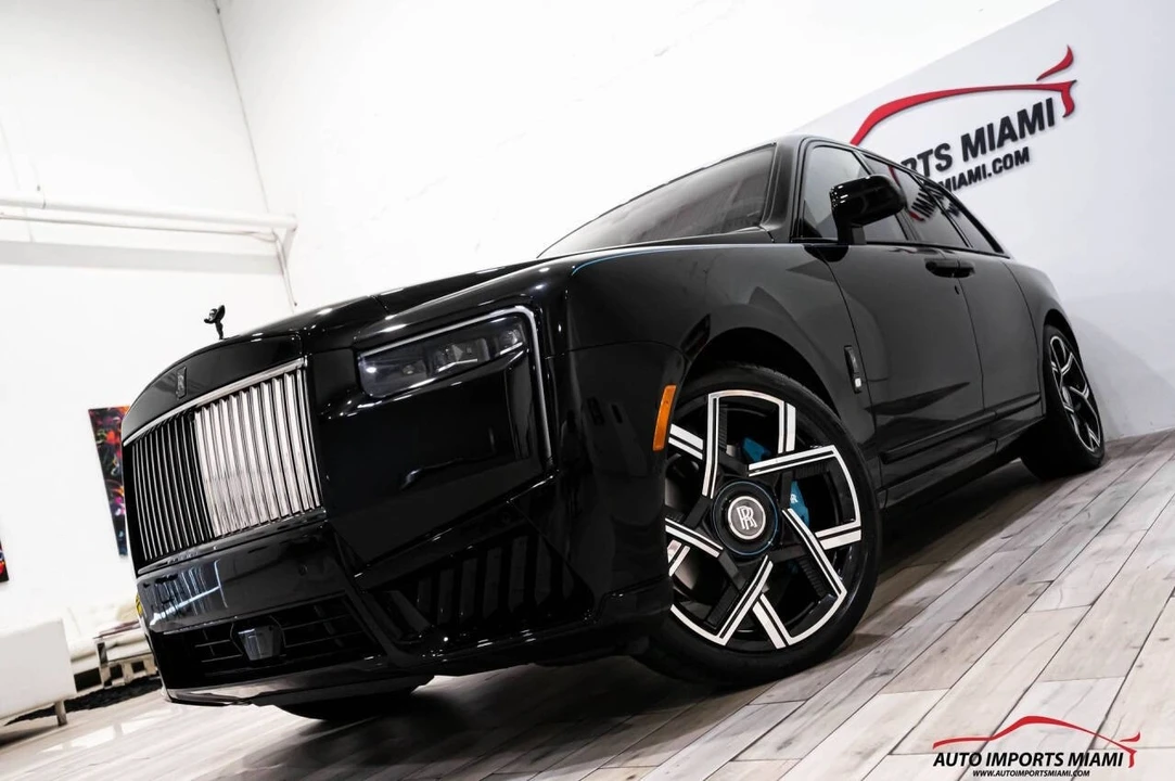 2025 Rolls-Royce Cullinan Black Badge - Image 6 of 12