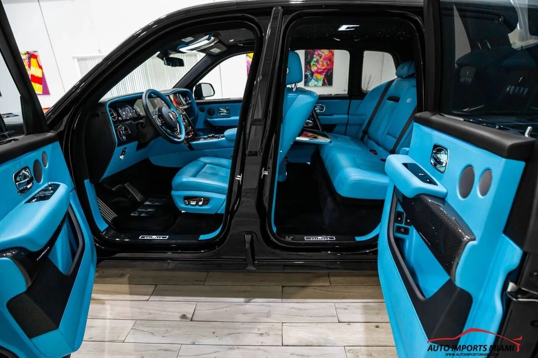 2025 Rolls-Royce Cullinan Black Badge - Image 10 of 12