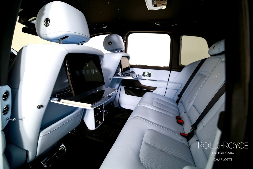 2025 Rolls-Royce Cullinan Black Badge - Image 20 of 21