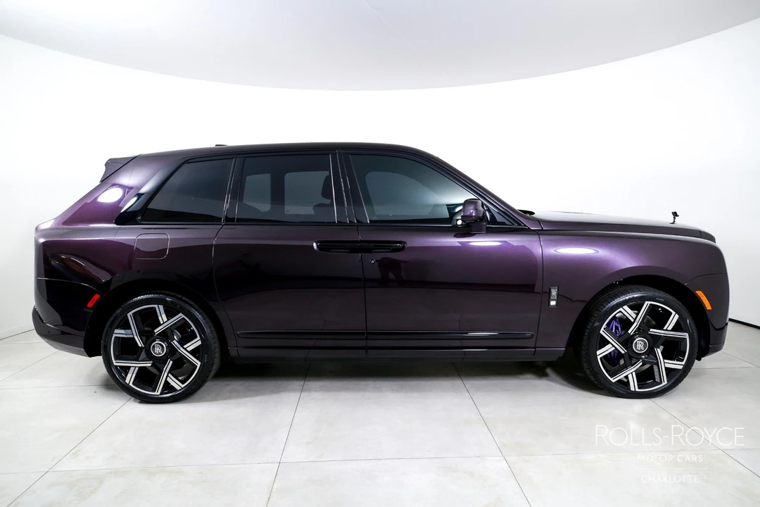 2025 Rolls-Royce Cullinan Black Badge - Image 10 of 12
