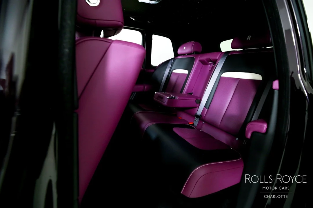 2025 Rolls-Royce Cullinan Black Badge - Image 17 of 21