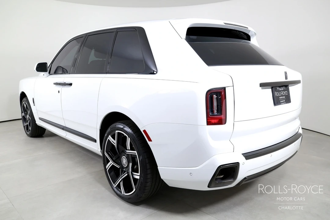 2025 Rolls-Royce Cullinan Black Badge - Image 8 of 12