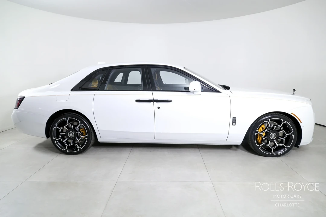 2025 Rolls-Royce Ghost Black Badge 2nd Gen - Image 10 of 12