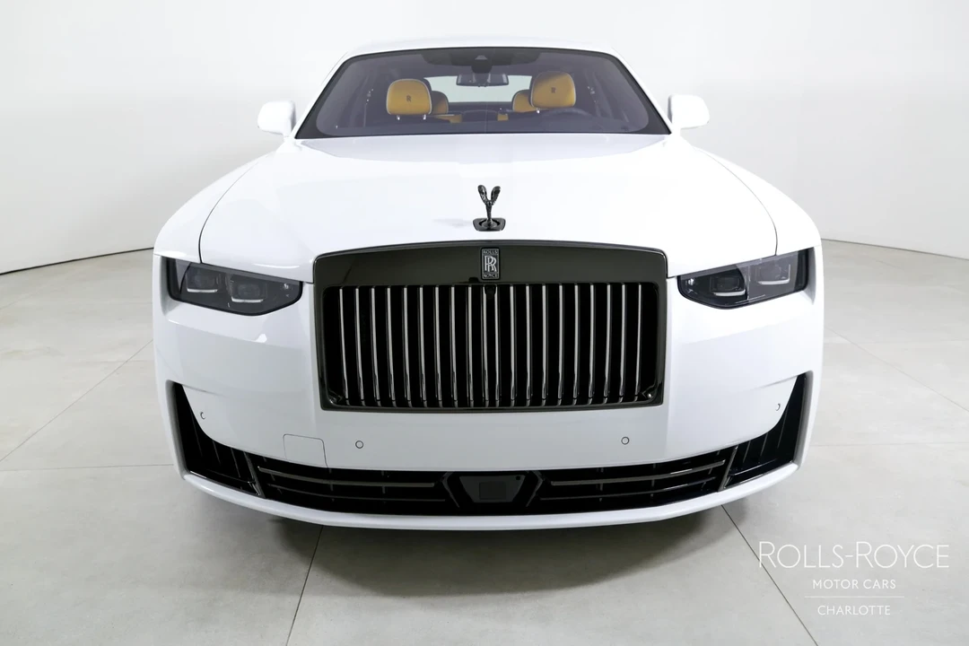 2025 Rolls-Royce Ghost Black Badge 2nd Gen - Image 7 of 12