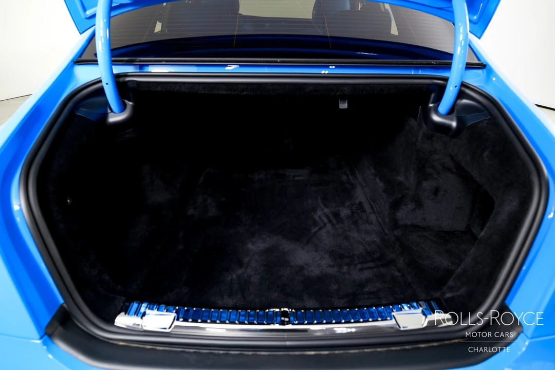 2025 Rolls-Royce Ghost Black Badge 2nd Gen - Image 25 of 31