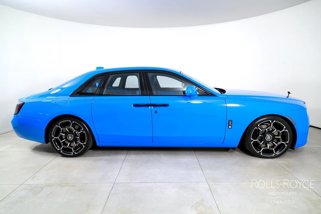 2025 Rolls-Royce Ghost Black Badge 2nd Gen - Image 10 of 12