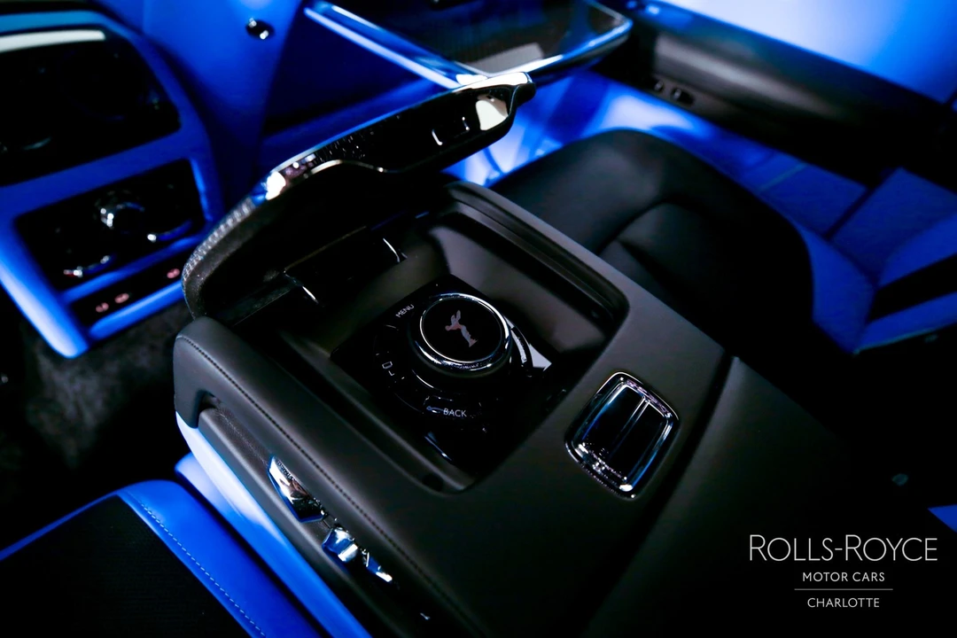 2025 Rolls-Royce Ghost Black Badge 2nd Gen - Image 22 of 31