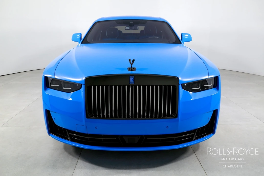 2025 Rolls-Royce Ghost Black Badge 2nd Gen - Image 7 of 12