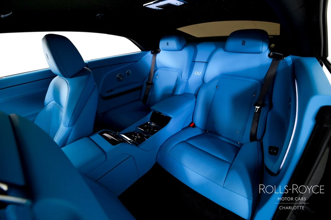 2025 Rolls-Royce Spectre - Image 18 of 21