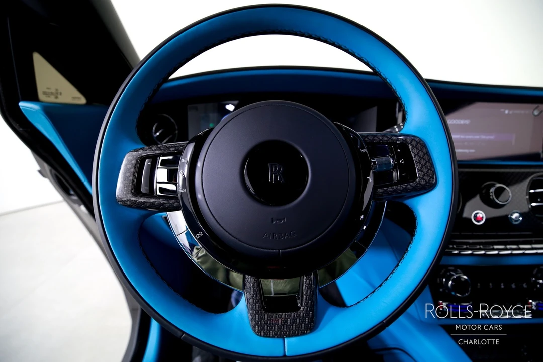 2025 Rolls-Royce Spectre - Image 15 of 21